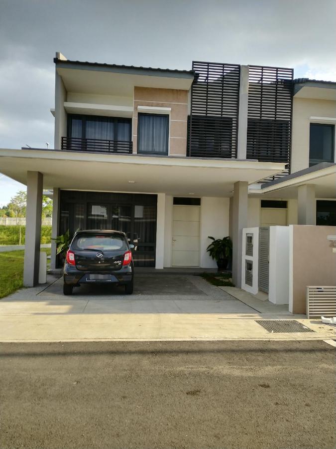 Pinevalley Homestay Putrajaya Presint 12 Eksteriør bilde
